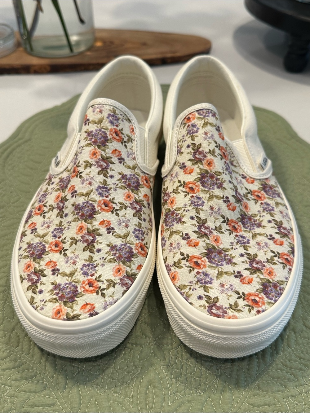 Vans Slip-On Sneakers With Floral Print - Picture 3 of 9